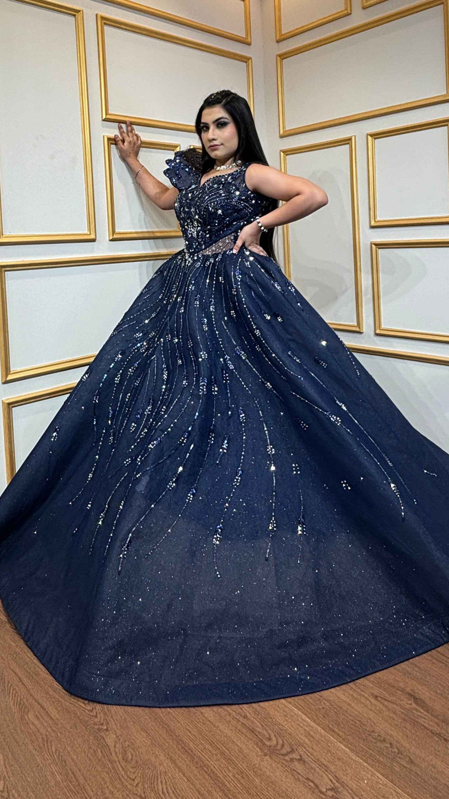 Net ball gown with cut dana & zarkan in navy blue