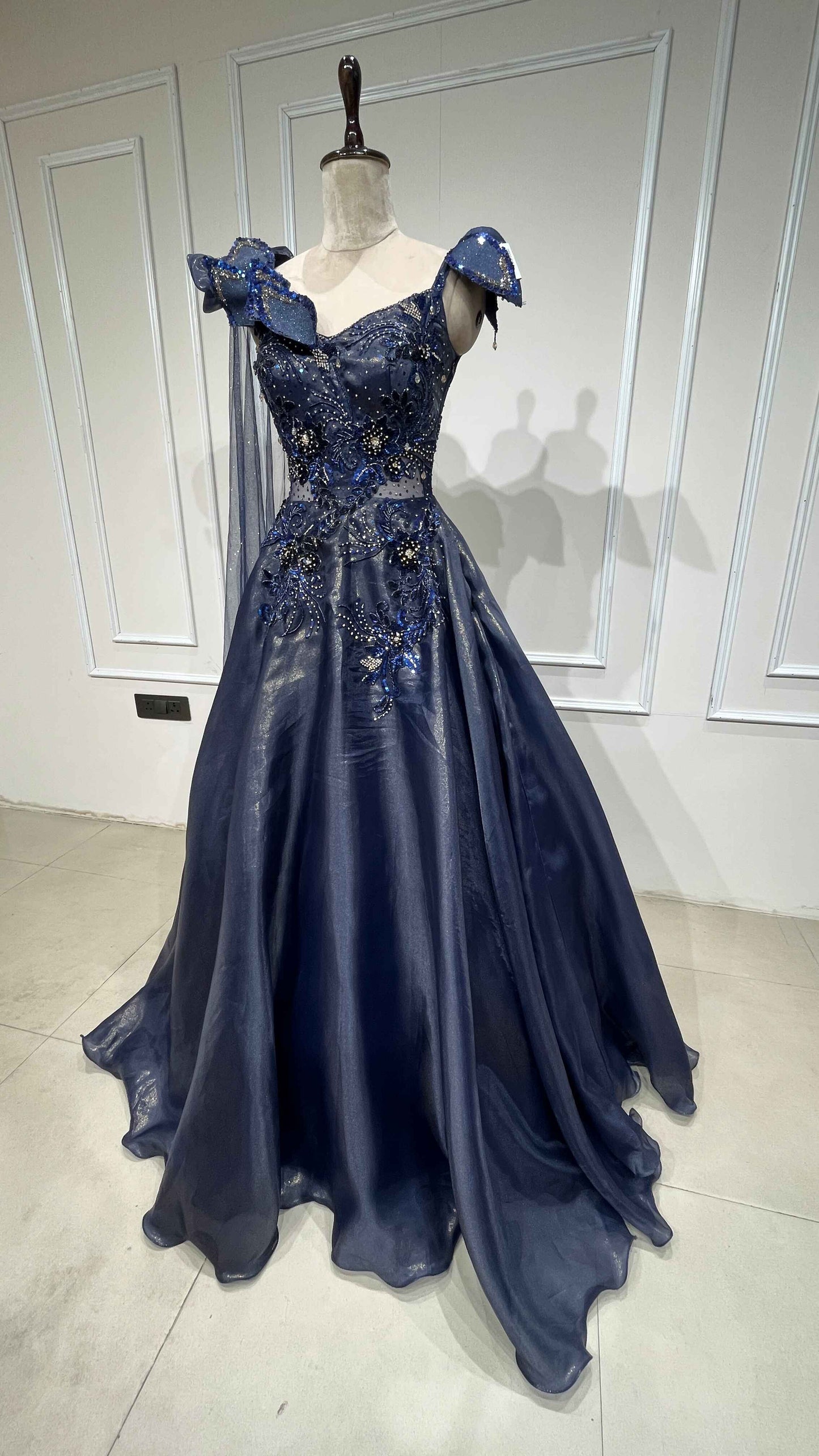 Deep blue engagement gown with cut dana & crystal in shimmer organza