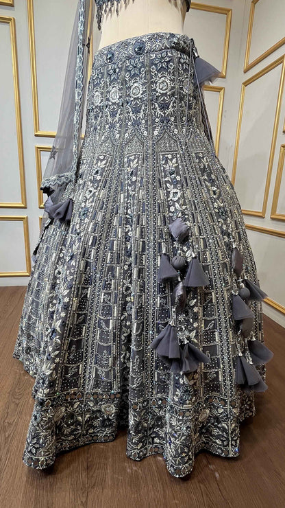 Pearl & resham work on dusty lavender lehenga with cutwork blouse and heavy dupatta