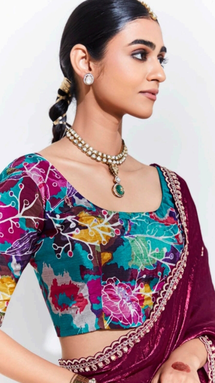 Wine wrinkled organza four side border saree with multicolour blouse