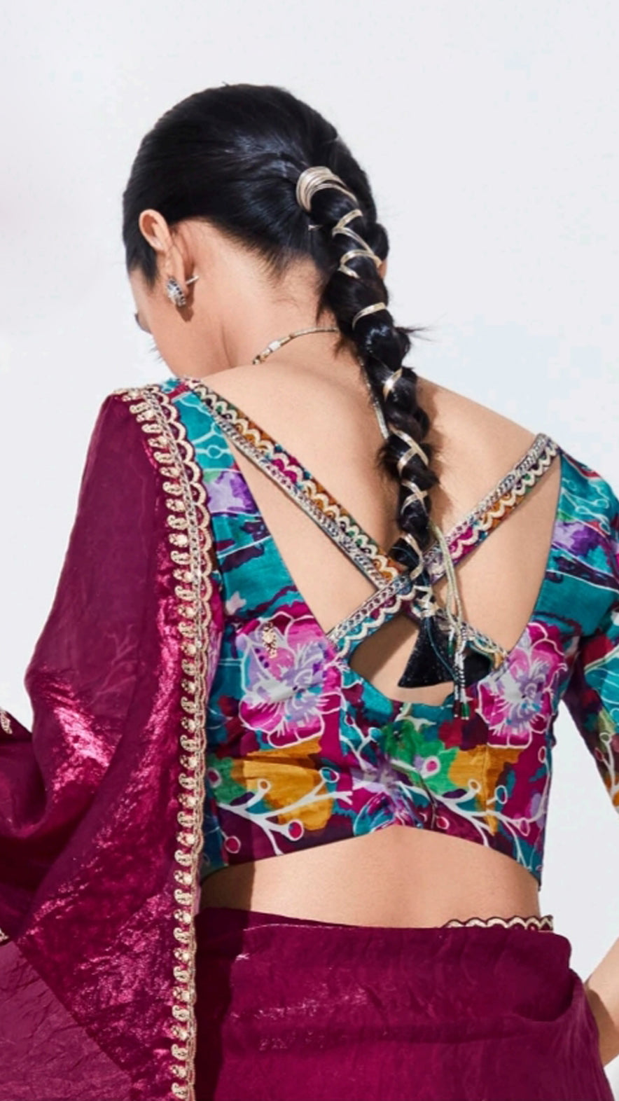 Wine wrinkled organza four side border saree with multicolour blouse